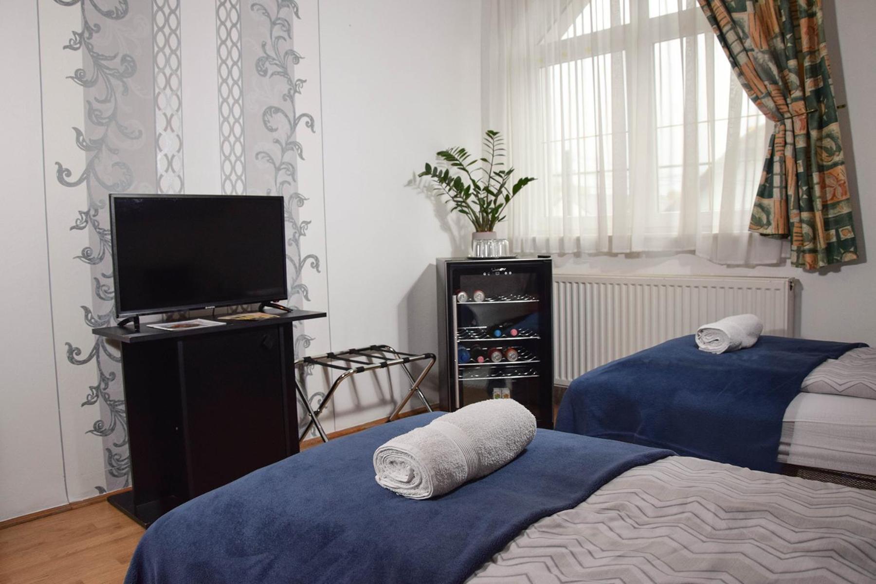 Kiskut Liget Pension Дьёр Экстерьер фото